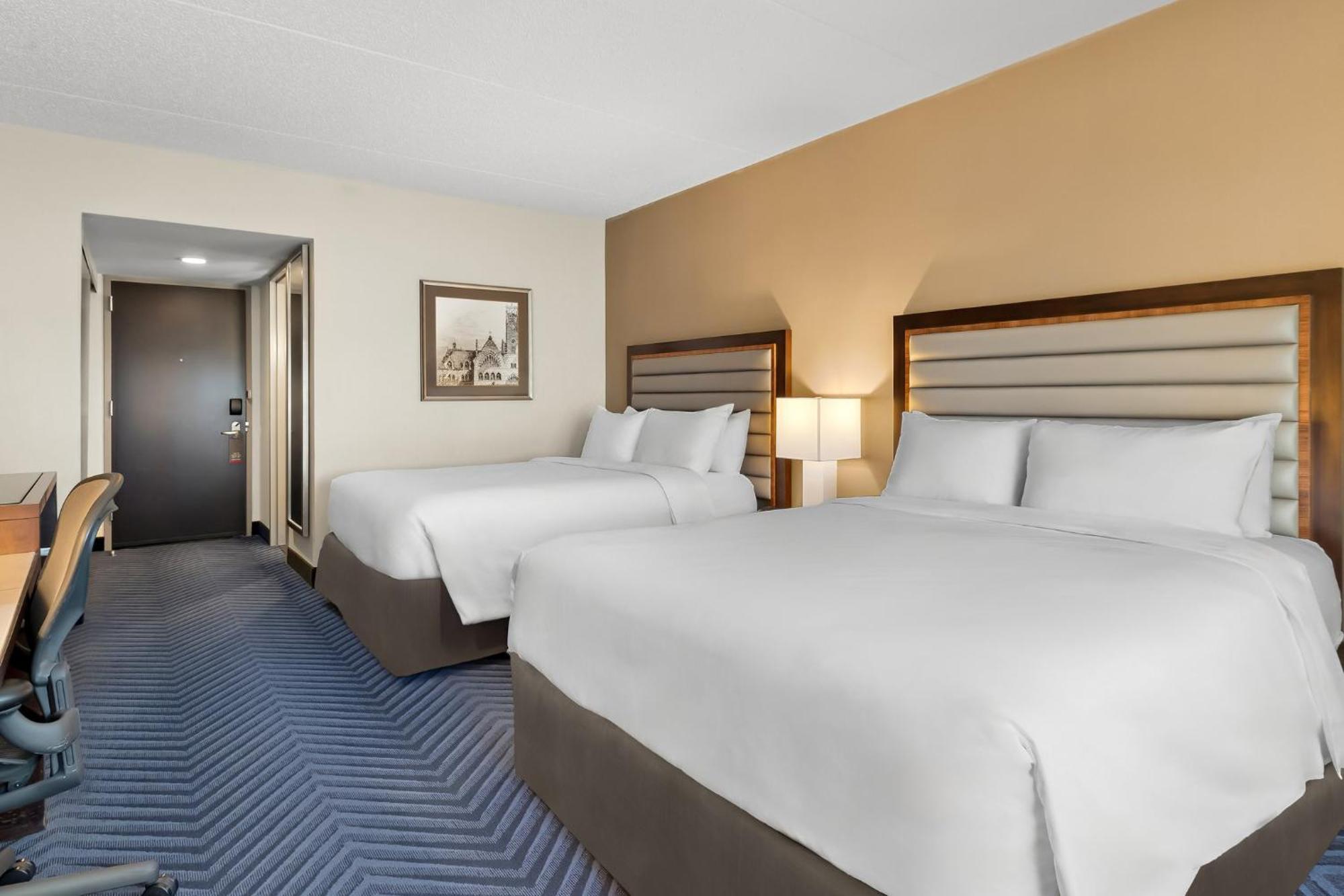 Crowne Plaza Princeton - Conference Center By Ihg Exterior foto